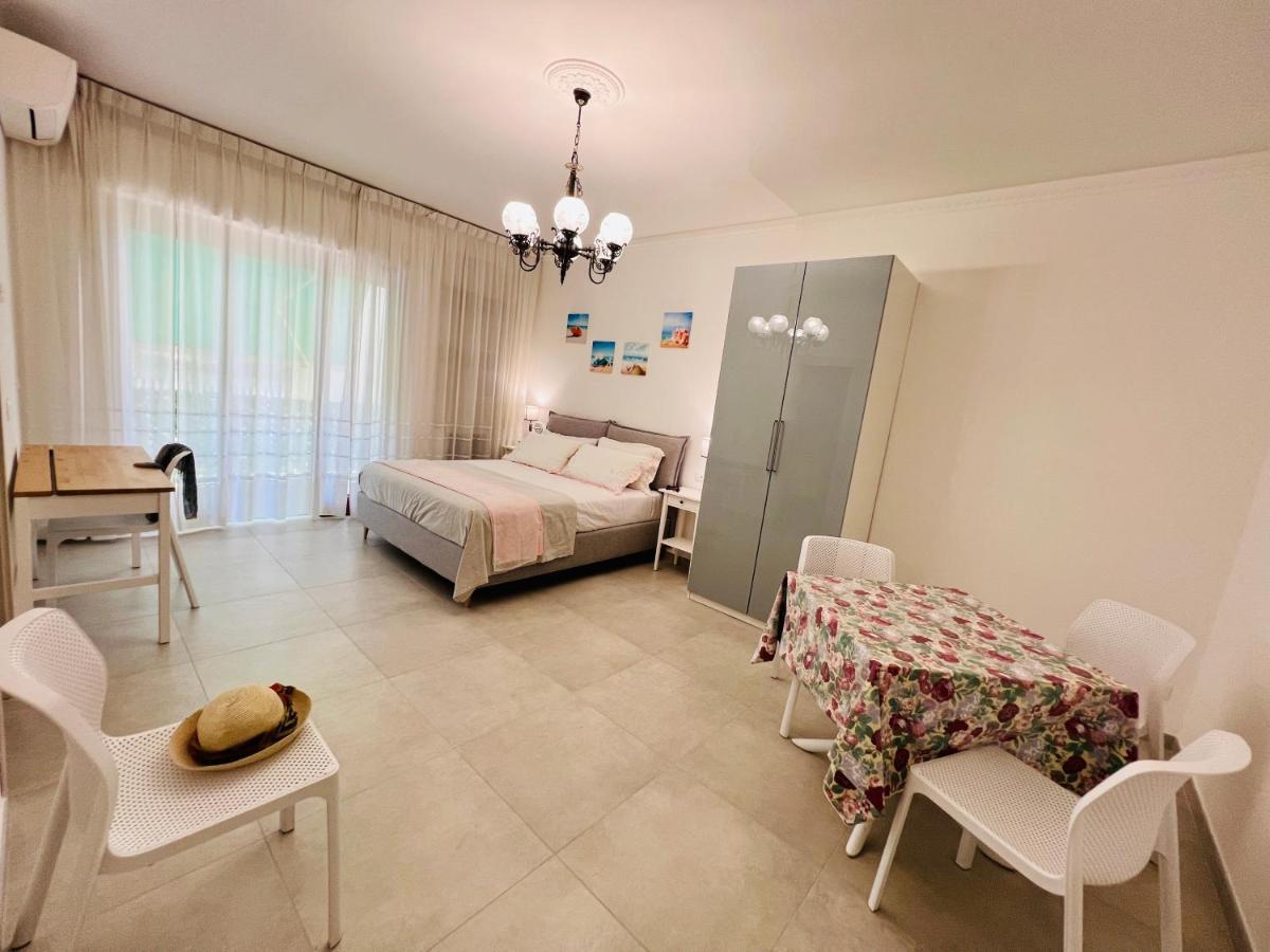Treehouse Sorrento Apartment Bagian luar foto